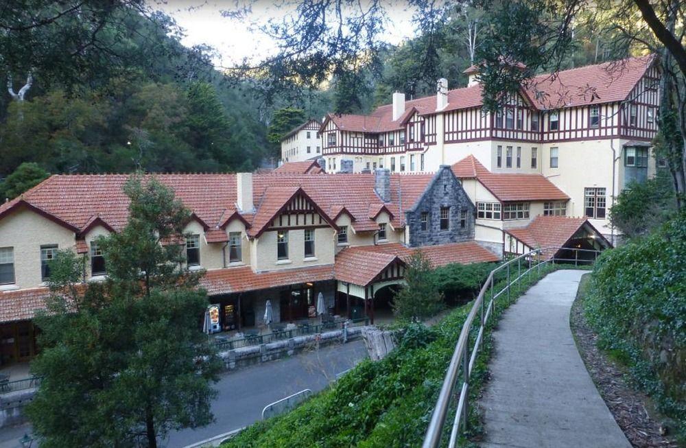 Jenolan Caves House Hotell Exteriör bild